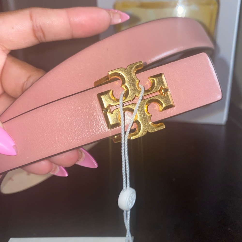 TORY BURCH BRAND NEW WITH TAG PINK BELT SIZE MEDIUM